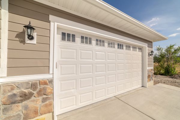 Cost of Garage Lifting in New Albany